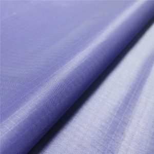 silikonově potažený nylonový kryt ruksaku